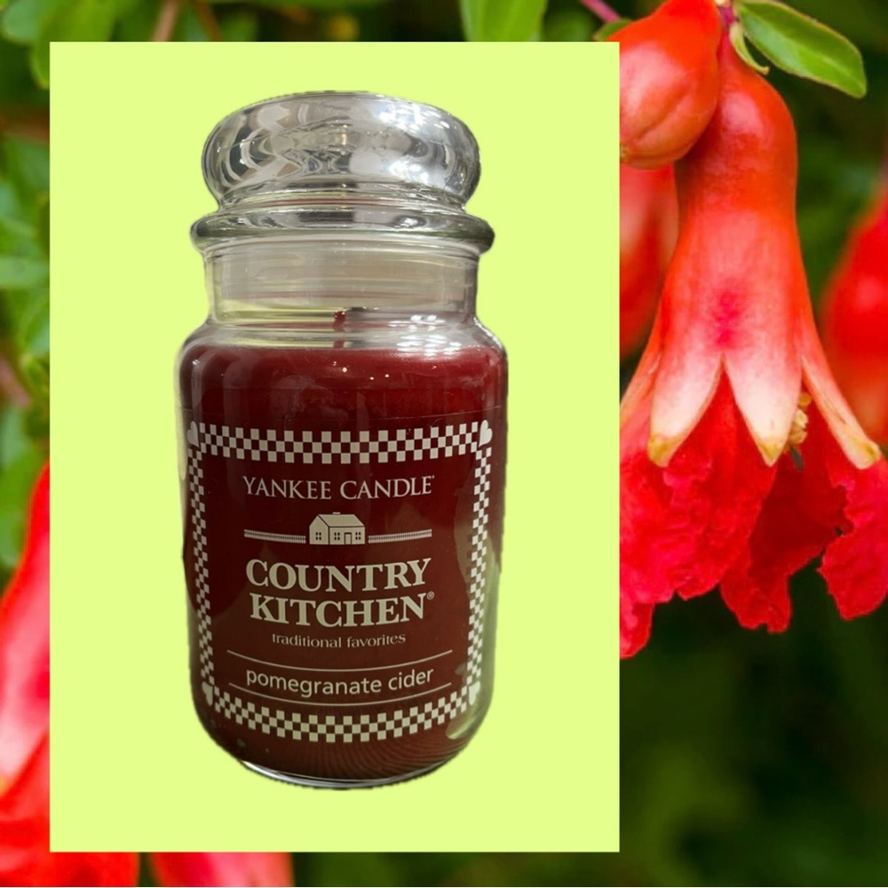 Yankee Candle-country kitchen- Pomegranate Cider Scent- Retired -NE W- RARE